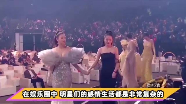 她大方承认陈坤的儿子,也是我的儿子!话语一出现场众人都惊到了