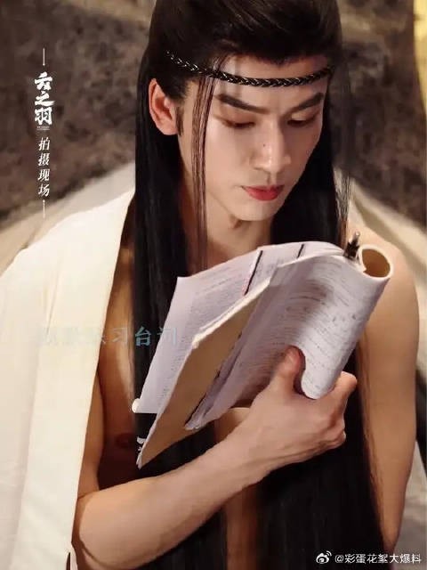 “只要我看见一次，我就能记住”，送上张凌赫过目不忘花絮