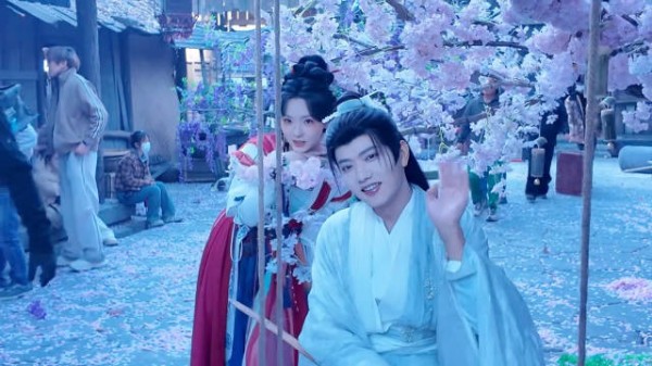 萧瑾新剧《强娶太子做夫君》杀青,王宇威发文庆祝