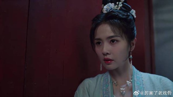 谢危深夜和侍卫交谈 听到内容的雪宁,顿时大惊失色