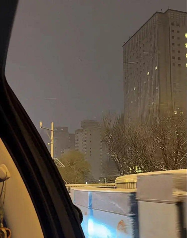 小菲晒北京雪景!背景音乐是大S好朋友的歌!网友:你还是想念她