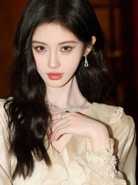 丝芭称还有更多证据回击鞠婧祎