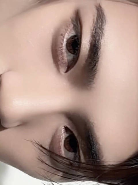 岩濑洋志获2025下半年ViVi国宝级帅哥排行榜NEXT部门第一