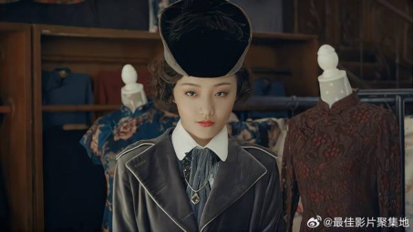 富少为讨美女欢心 竟做出这种举动，真是太壕了