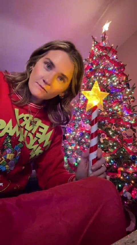 网友晒另类圣诞树引热议，称不理解但想买