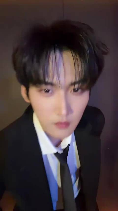 周柯宇chanel抖舞正式版,真的好会