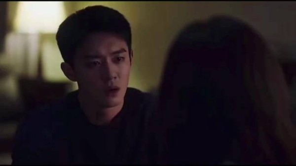 遇到难回答的问题又不说话了