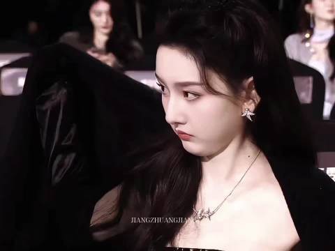 陈都灵宋祖儿同框被赞适合演大小乔