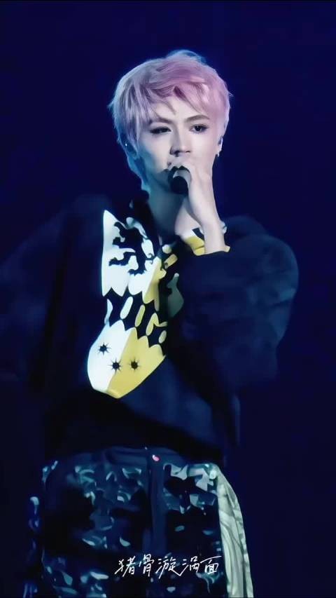 就这样眼睛亮亮的对你唱情歌怎会拒绝