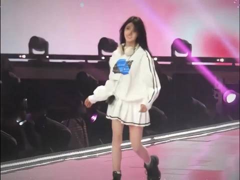 怀疑高中生都喜欢这种类型