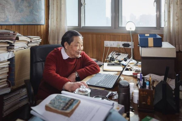 文汇专访·文化艺术奖终身成就奖|刘放桐:探索、沟通、超越是我的治学之道