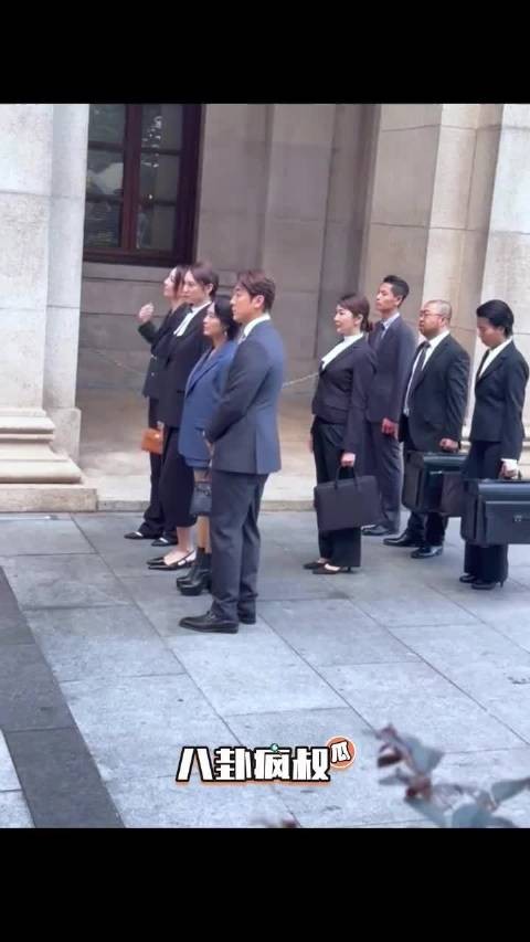 朱茵TVB新剧拍摄，这气场怎么样？