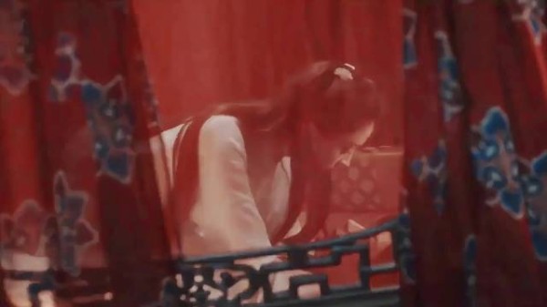 侯明昊娜扎《玉茗茶骨》开播即爆，茶道权谋双强对决