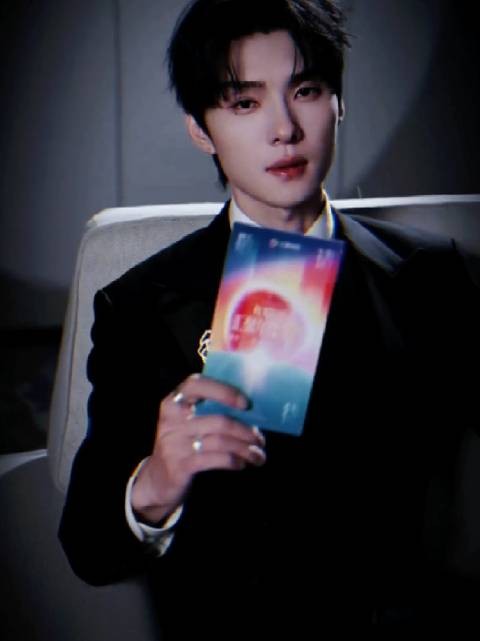 宝宝们，记得果果投票哈！ @王译磊阿