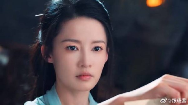 《一笑随歌》付一笑x凤随歌｜李沁x陈哲远 李沁新剧刚开播就冲上热搜