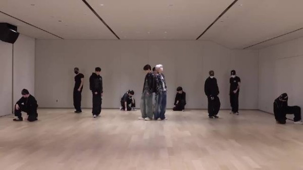 TWS道勋 x 英宰 x 志薰 《Love Shot》练习室