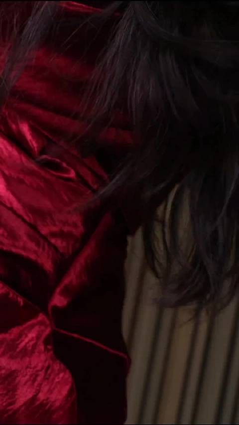 倪妮的侧脸真的是太好看了，真不愧是气质女神