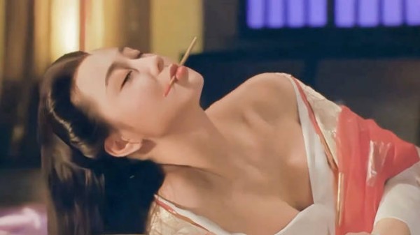 叶玉卿 彭丹 利智 为艺术献身的三大港风美魔女！