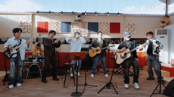 快乐老友有风季厚米团大湾仔哥哥乐队集结即兴合唱