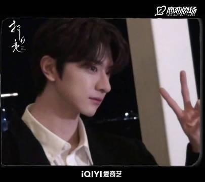 周末快乐加倍，来祝傅识则@我是林一同学 生日快乐啦  和云厘