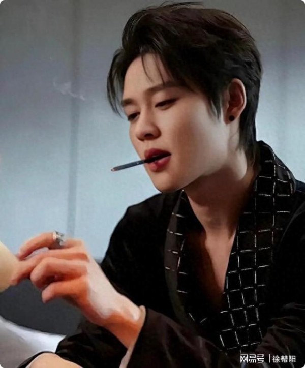 郭宇欣拿下央媒首部微短剧,短剧演员的“编制”,终于来了?