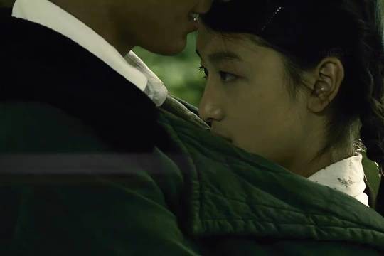 以老三的视角打开山楂树之恋“宁可死也不出尔反尔的痴情者” 周冬雨 窦骁