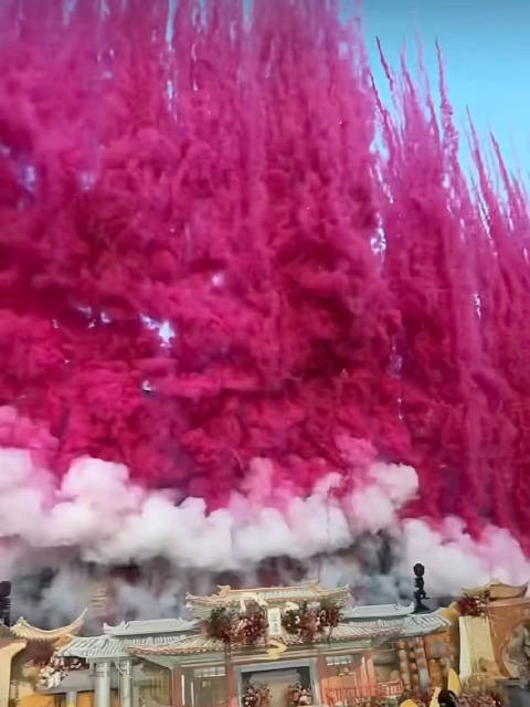 虞书欣纵容粉丝攻打横店（Bushi）@虞书欣Esther 虞书欣云初令