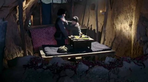 豆娘：寡妇村面临绝户危机，翠嫂难产，面鱼儿挺身而出！