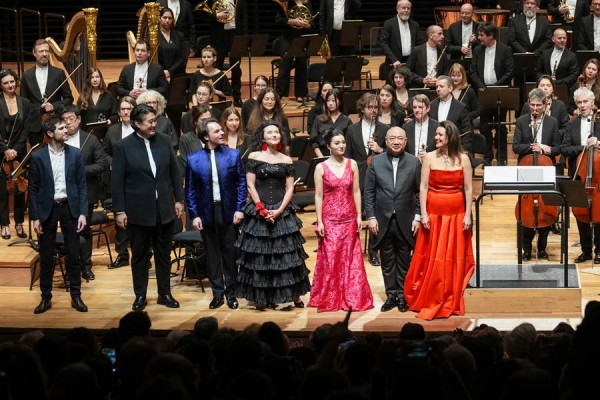 许忠执棒巴黎管弦乐团 让中法文化在音乐舞台上流动起来