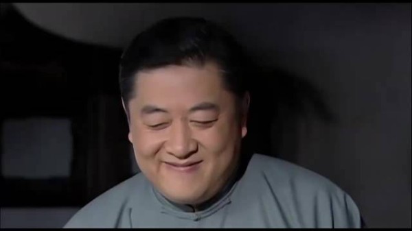 《大宅门2》：白敬业请香秀回白家，舔着脸卖乖讨好，真能豁得出去.