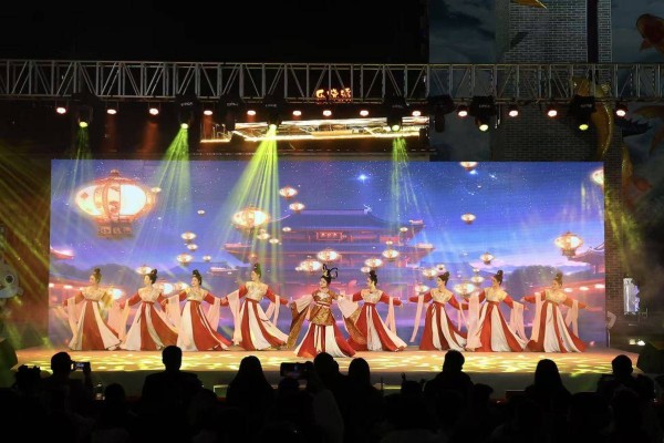 广东省级高雅艺术进校园项目《华梦·衣语》走进“百千万工程”重点村