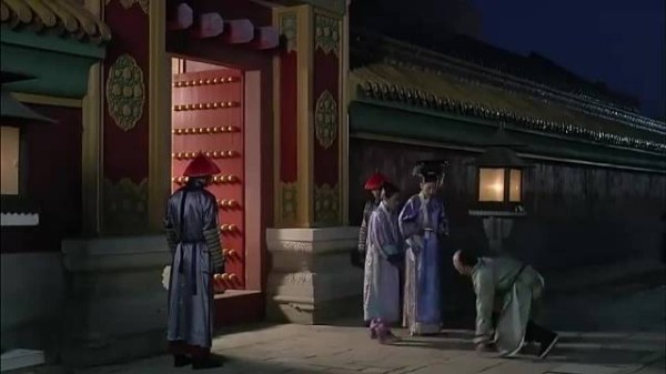 甄嬛传:四阿哥遭毒杀未遂,太后震怒庇护,皇后阴谋浮出水面