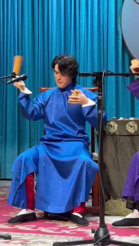 关九海12月4日登台表演德云花魁