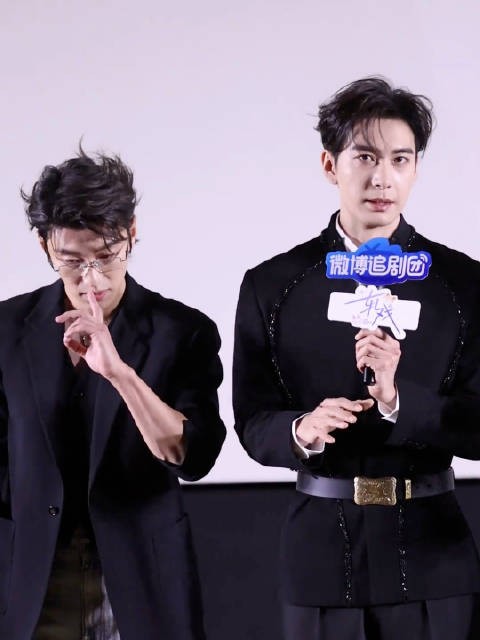 陈星旭 代旭 双旭合体同框剧宣《轧戏》 大家 更喜欢谁的脸?