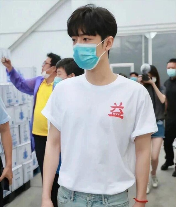 2025公益热度排名出炉：肖战压过王一博登顶公益榜，韩红仅排第6