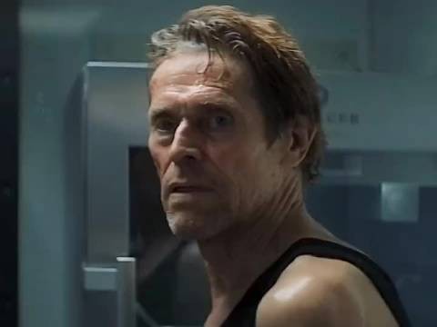 很明显是一个监狱，所以片名《高压监狱》