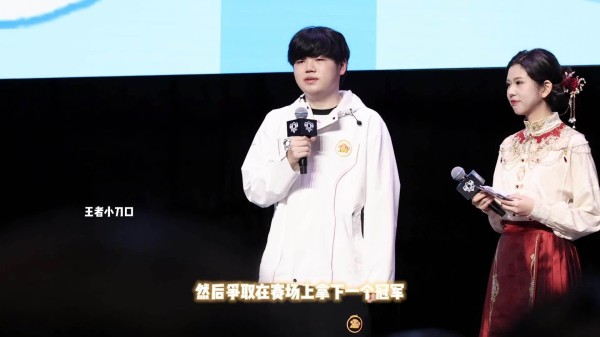 小麦同学很开心的分享~最好的生日礼物就是收获挑杯的冠军