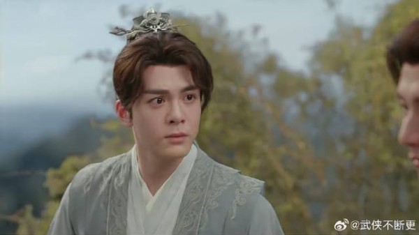 李莲花的碧茶之毒发作 方多病看到这一幕，担心坏了