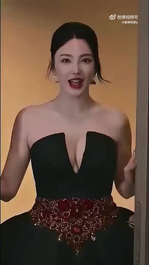 张雨绮女神界的天花板，这身材谁看了不迷糊啊