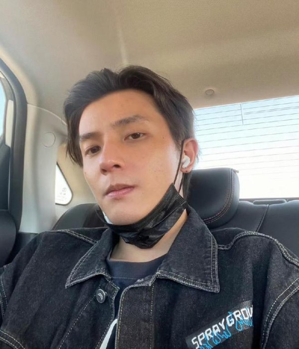 何聪睿剧扑甩锅女主，本人发声道歉：开了个不合时宜的玩笑