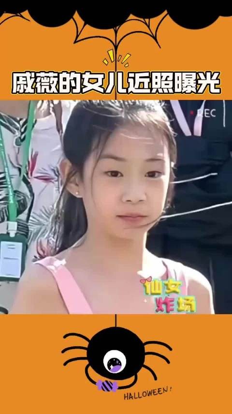 小时候像妈妈的时候好灵动，现在像爸爸好温柔美丽，从小美到大，爱lucky