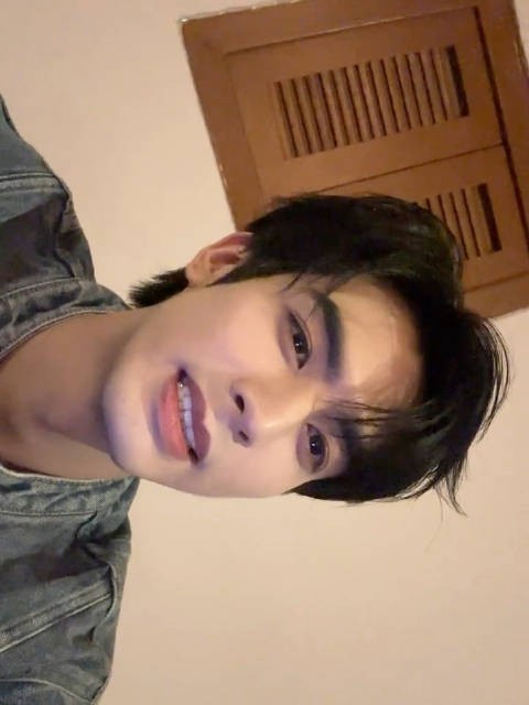 宋威龙直播，清唱忍住！希望平行世界的森光要一直幸福！1月27日