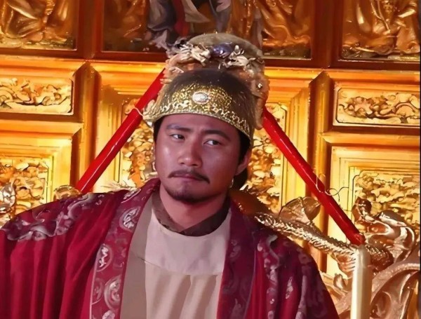 谁杀死了明朝？他的绝对权力缔造盛世，也埋下祸根