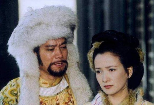 包惜弱住进王府18年，委身嫁给完颜洪烈，二人怎么没生下子女？