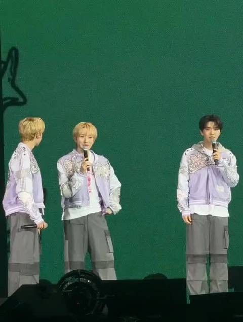 没想到又看到NCTWISH再跳TT的名场面了，大家都好可爱！