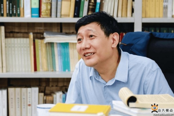 代表委员履职记｜省政协委员杜泽逊：让沉睡在书斋里的古籍活起来