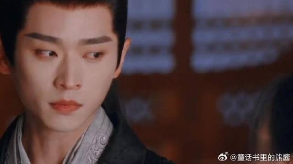 霸道护妻甜度爆表!丞磊周也这对太好嗑了