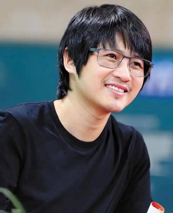 成年的世界,一个就够了|致敬韩寒,致敬那个不羁的灵魂