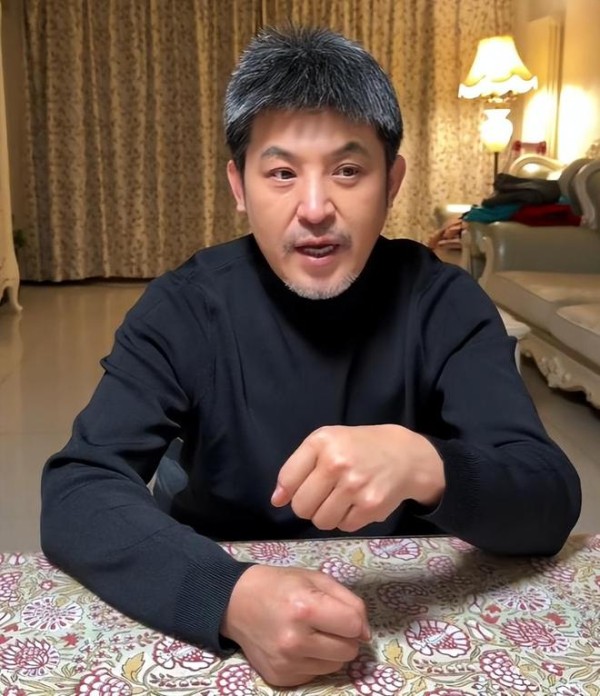 演员孙涛宣布告别春晚：18次登春晚，把舞台让给年轻人