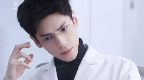 罗云熙齐思哲合作新作剥茧引关注